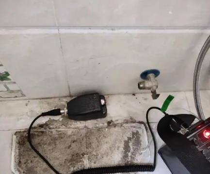 高陵屋顶漏水维修公司分享下卫生间漏水的危害及解决方法
